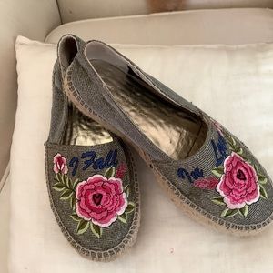 Carmen Miranda or I should say Frida K shoes! One of a kind Espradilles.